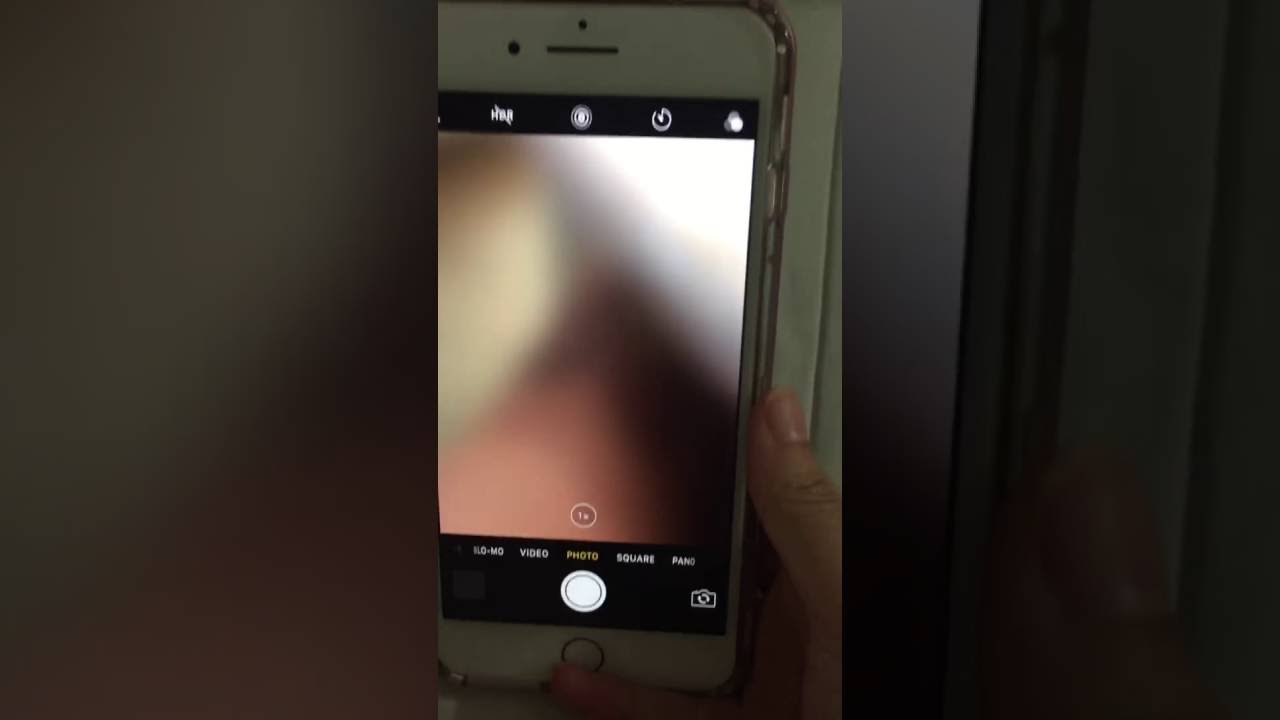 iPhone camera freezing